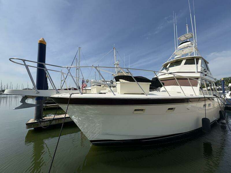 1985 Hatteras 60 Enclosed Bridge