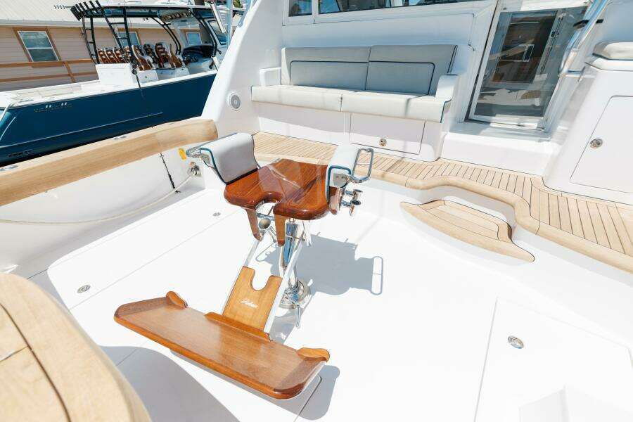 2018 Hatteras GT45X Flybridge