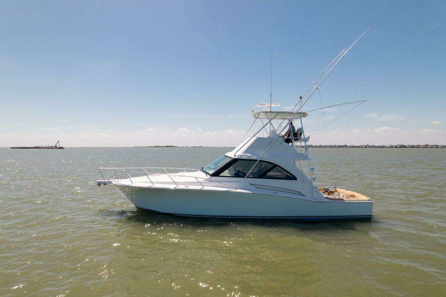 2018 Hatteras GT45X Flybridge