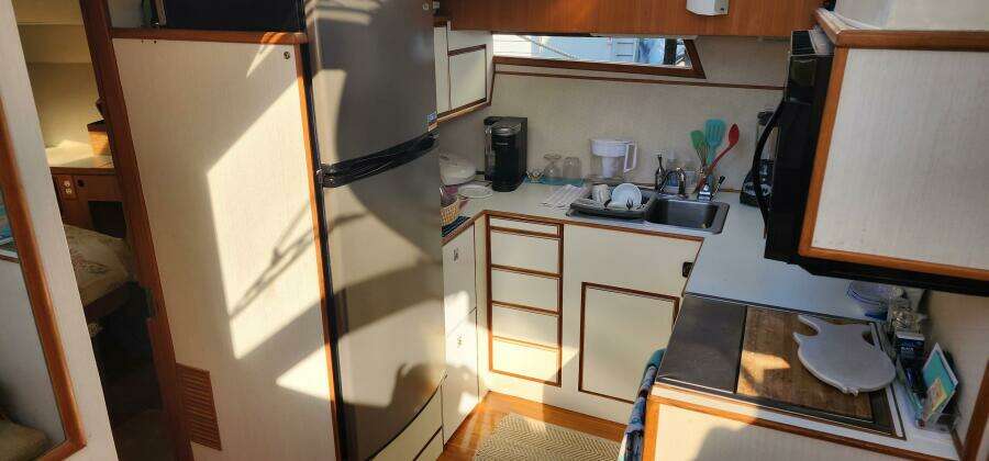 1988 Vantare 44 Aft Cabin