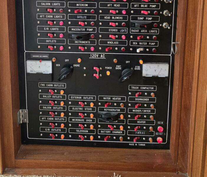 1988 Vantare 44 Aft Cabin