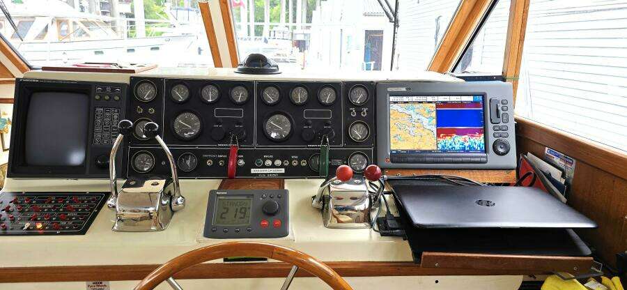 1988 Vantare 44 Aft Cabin