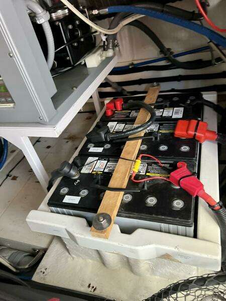 2000 Viking Princess 52 Flybridge