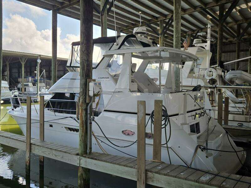 1999 Carver 356