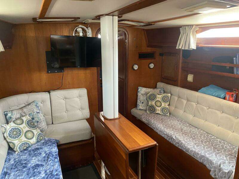 1984 Gulfstar 