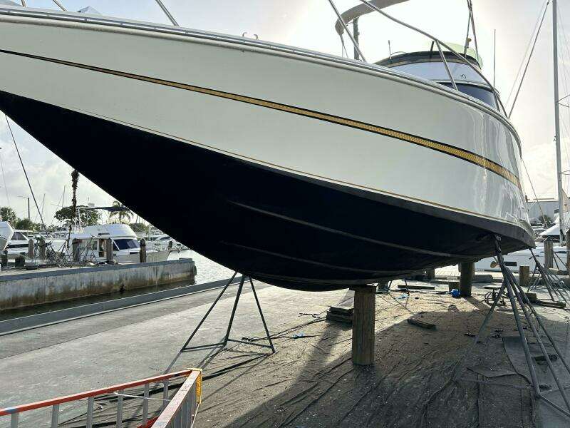 1984 Custom 38 Custom