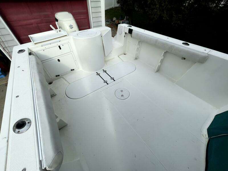 2001 Aquasport 250 Explorer