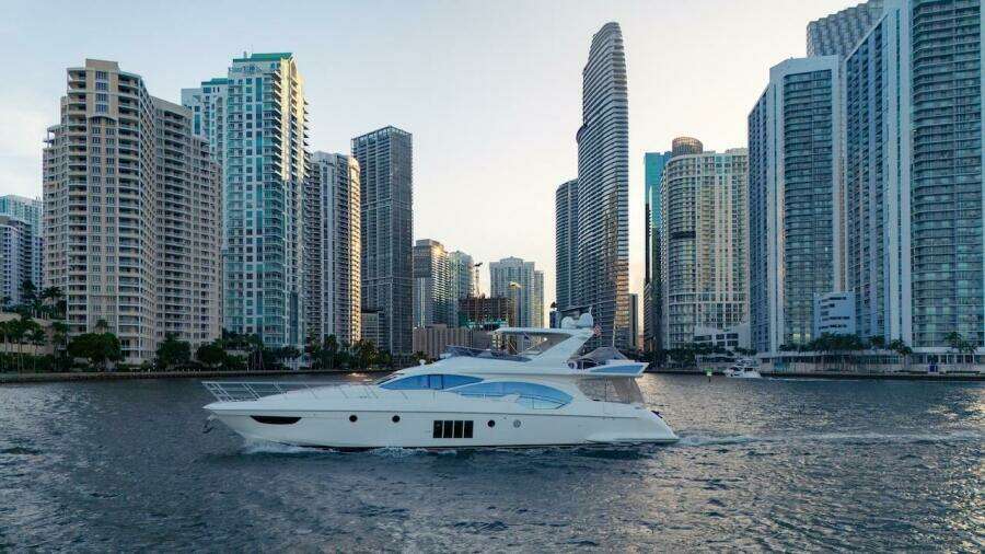 2012 Azimut Evolution
