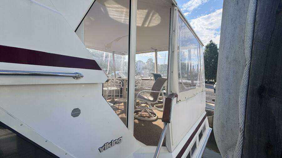 1988 Viking Motor Yacht