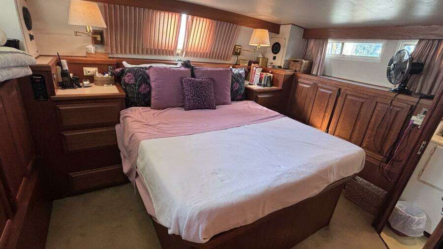 1988 Viking Motor Yacht