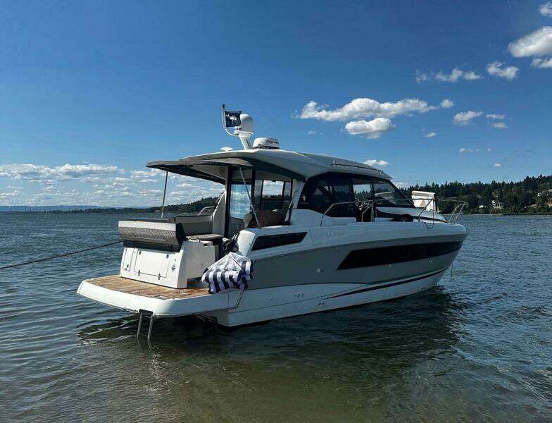 2019 Jeanneau NC33