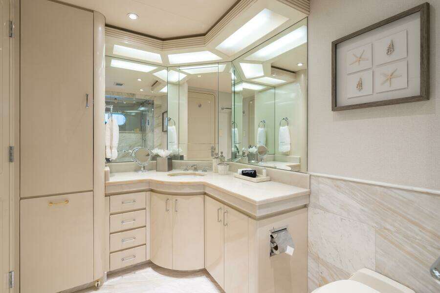 Guest Stateroom Ensuite