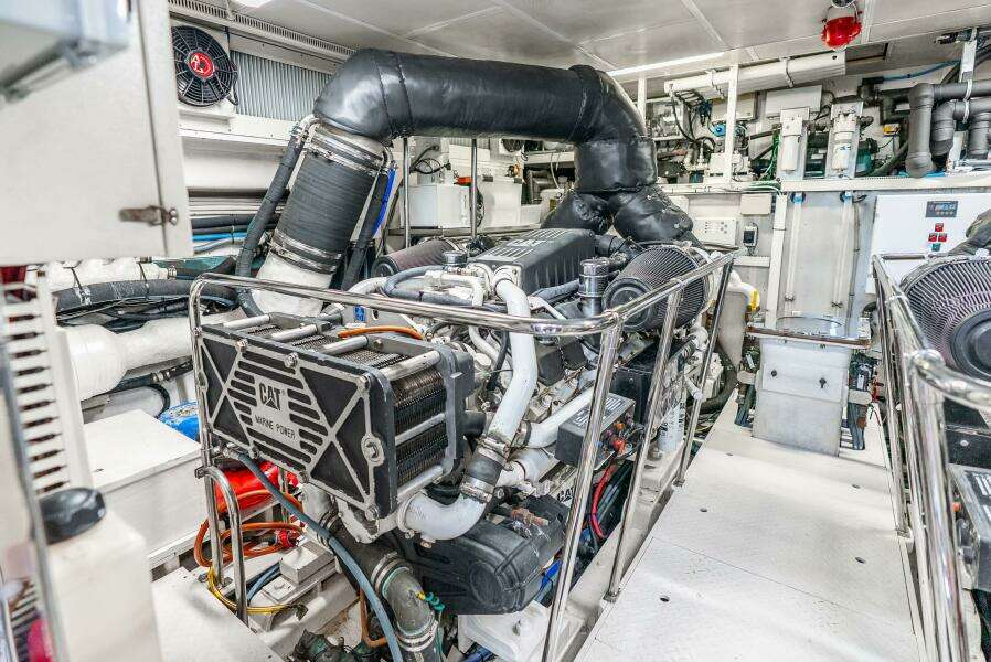 2010 Hargrave Raised Pilothouse