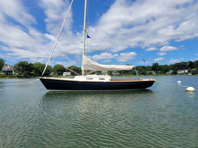 2004 Alerion 28 Express