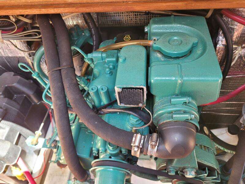 2004 Alerion 28 Express