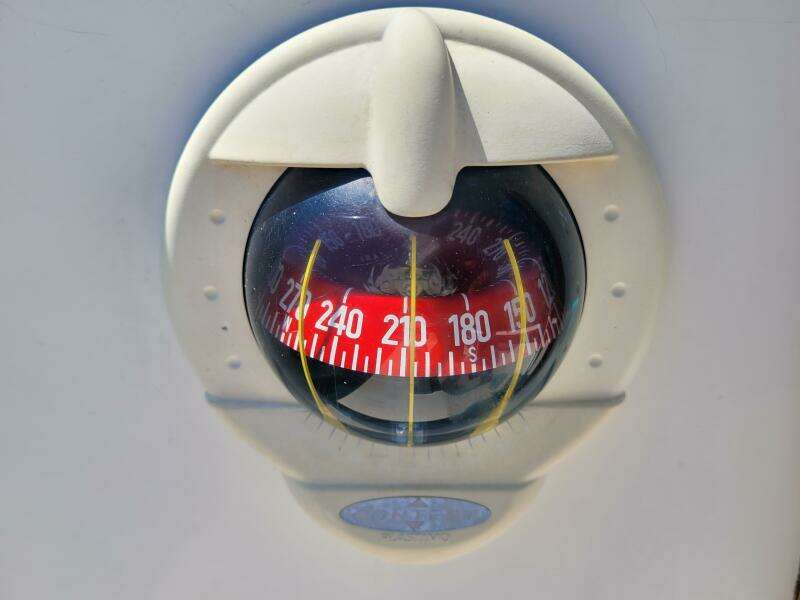 2004 Alerion 28 Express