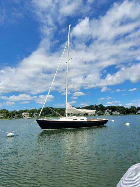 2004 Alerion 28 Express