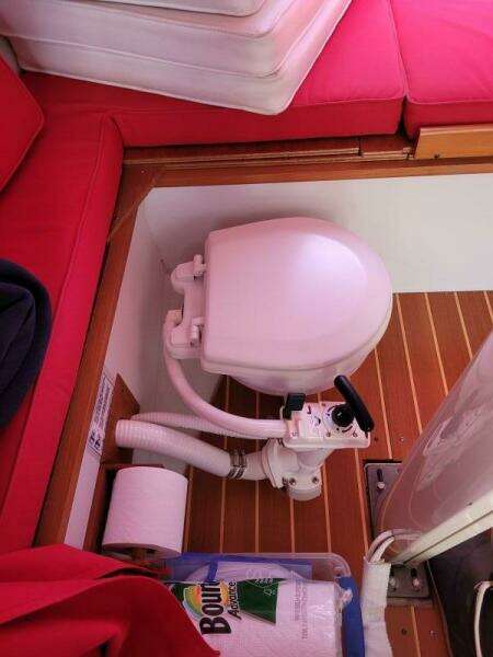 2004 Alerion 28 Express