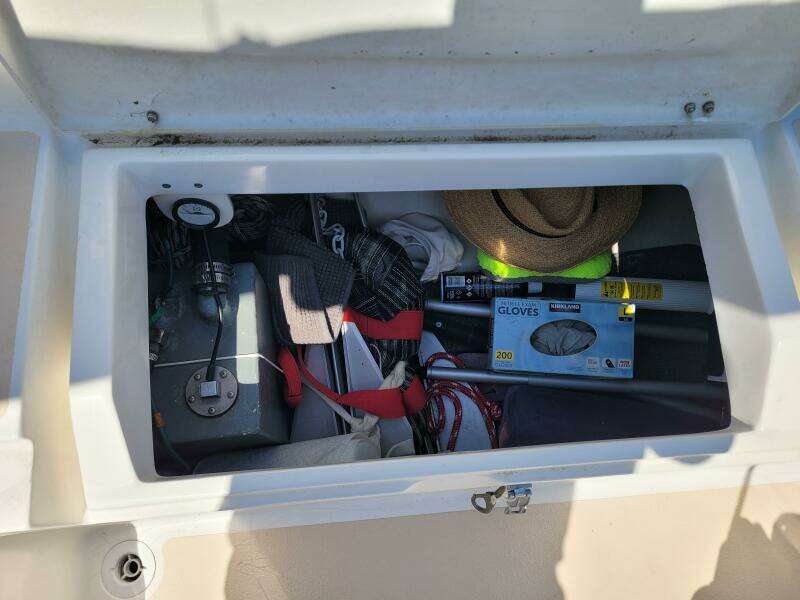 2004 Alerion 28 Express