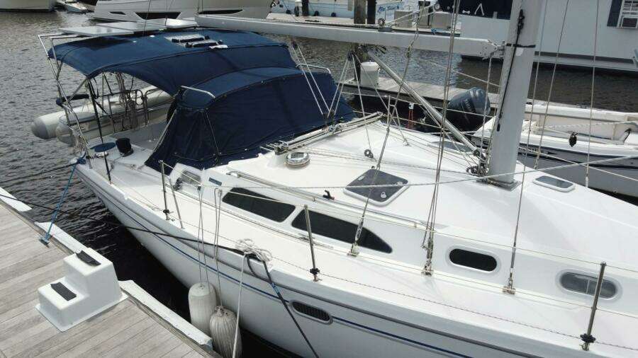 2003 Catalina 350
