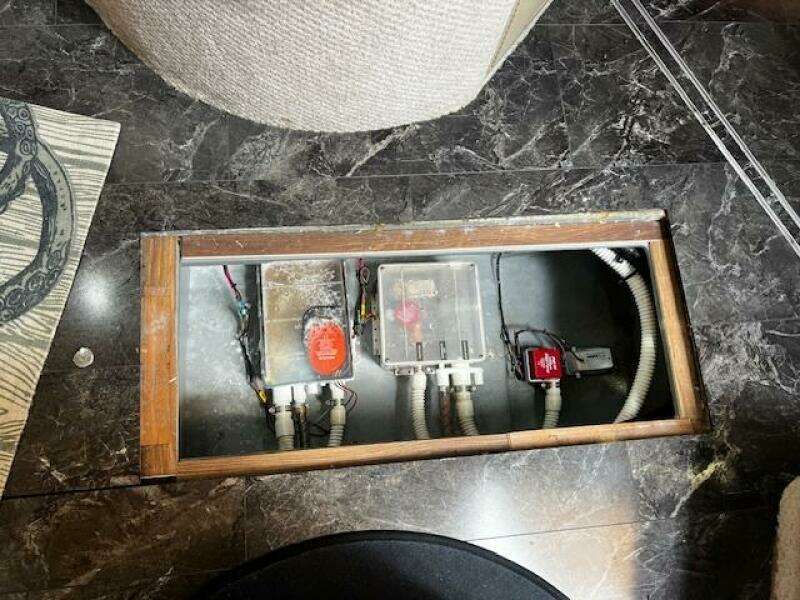 410 floor access to sumps