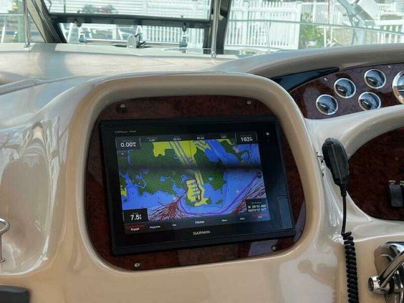 410 Garmin chartplotter