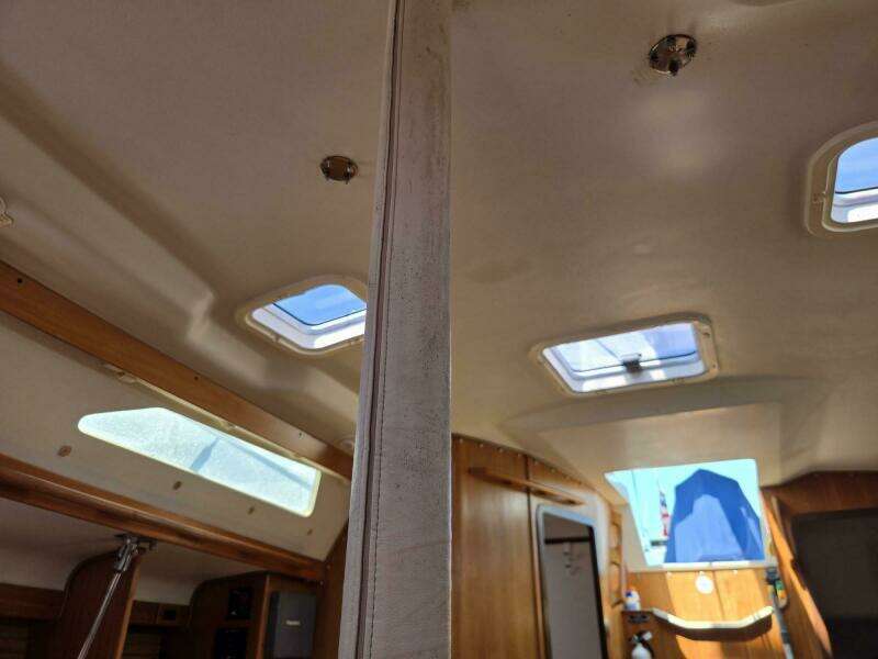 2001 Catalina 380