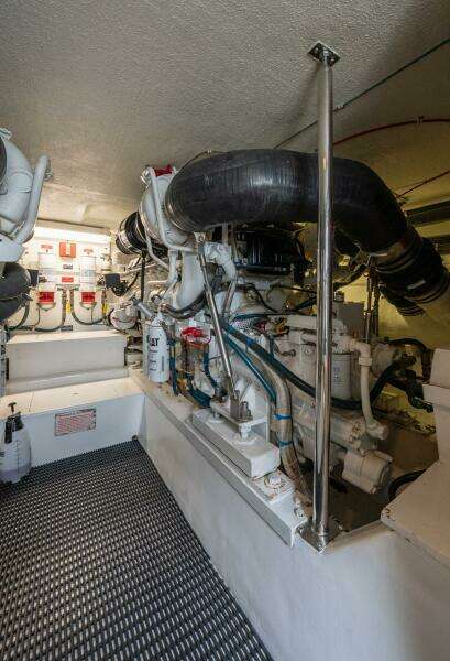 2001 Hatteras 50 Convertible