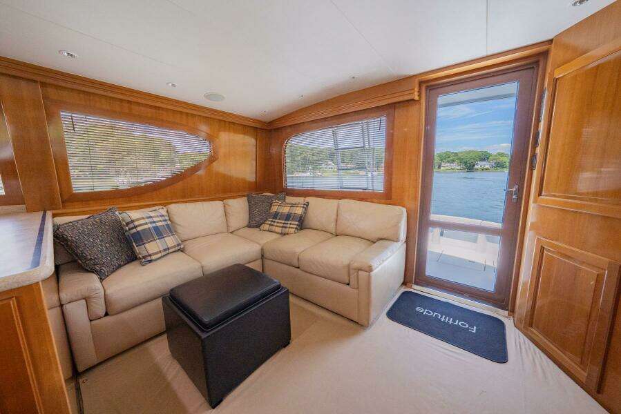 2001 Hatteras 50 Convertible