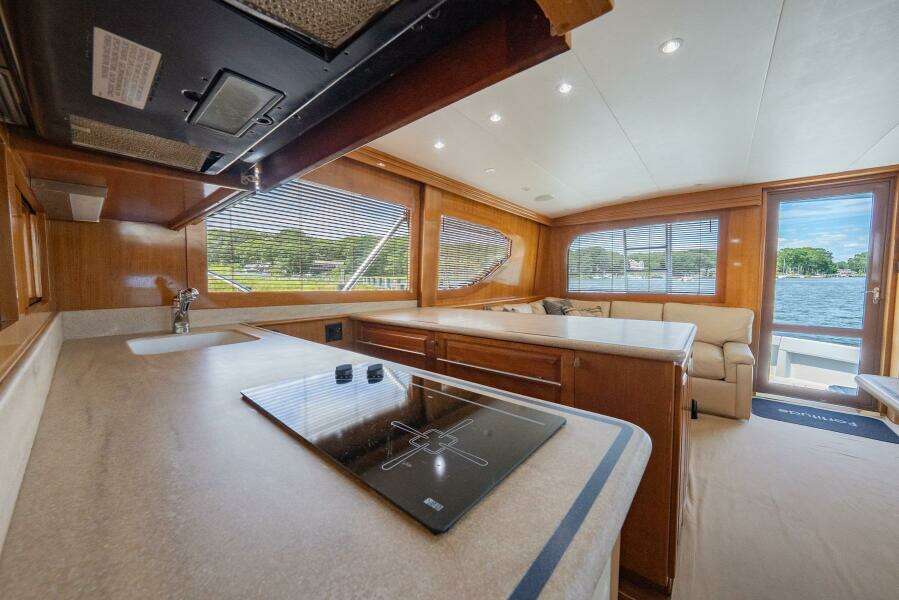 2001 Hatteras 50 Convertible