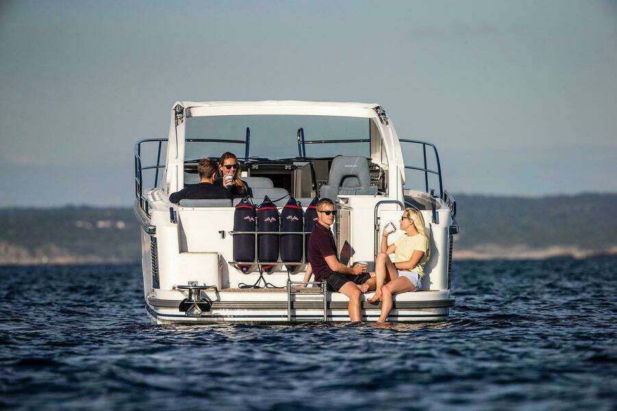 2025 Nimbus 305 Drophead