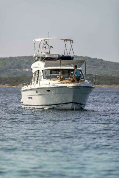 2025 Nimbus 405 Flybridge