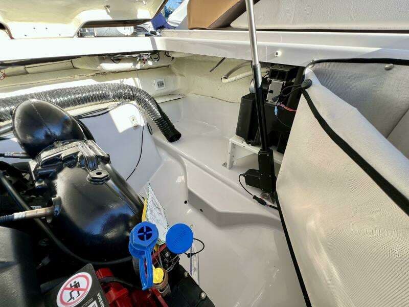 2019 Four Winns H290