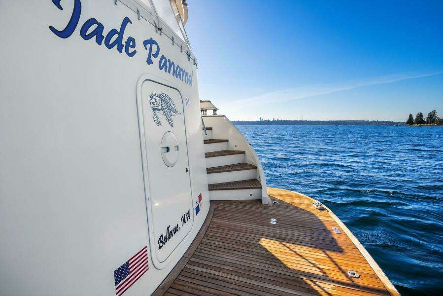 2001 Rayburn Custom Yachts Flush Deck