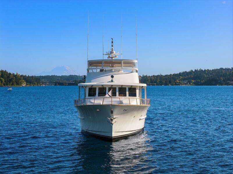 2001 Rayburn Custom Yachts Flush Deck