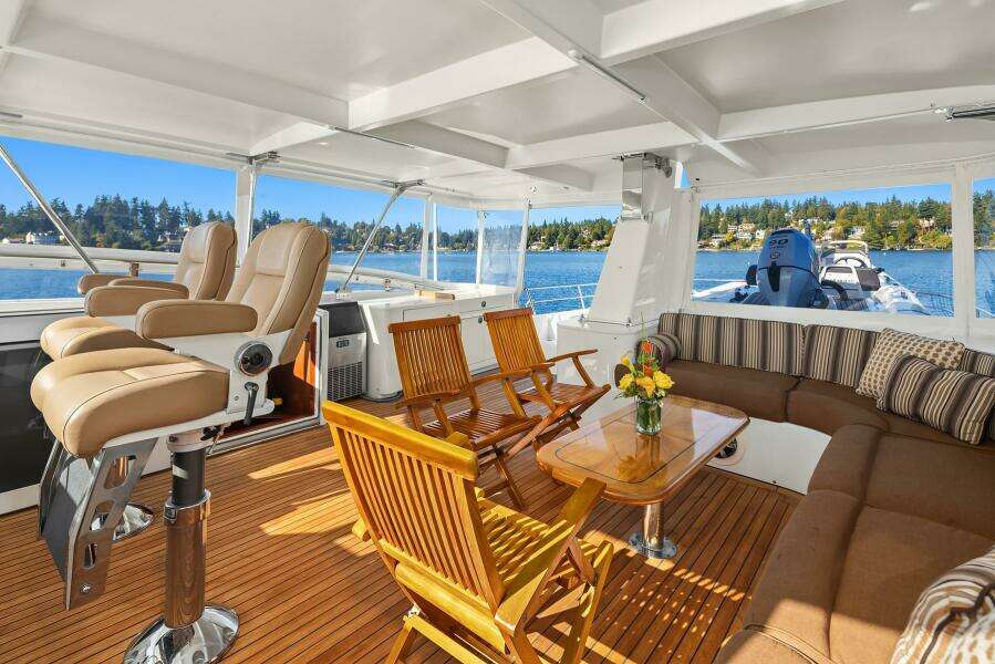 2001 Rayburn Custom Yachts Flush Deck