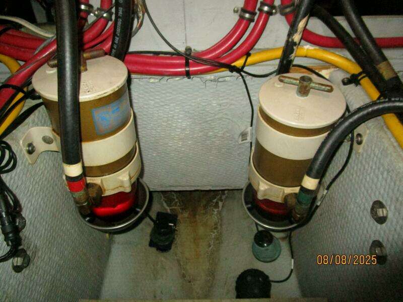 39' Silverton Racor fuel filters