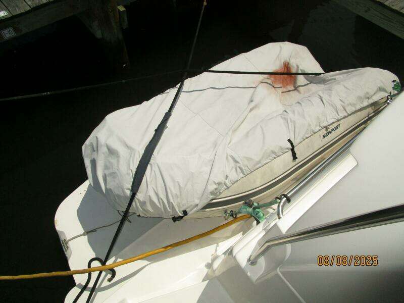 39' Silverton tender covered