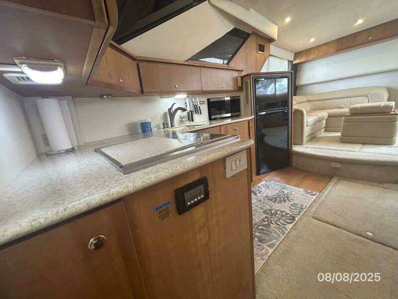 39' Silverton galley2