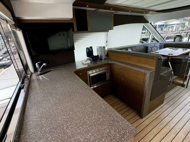 2014 Cruisers Yachts 45 Cantius