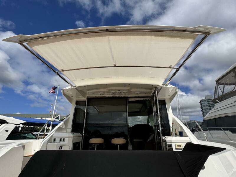 2014 Cruisers Yachts 45 Cantius