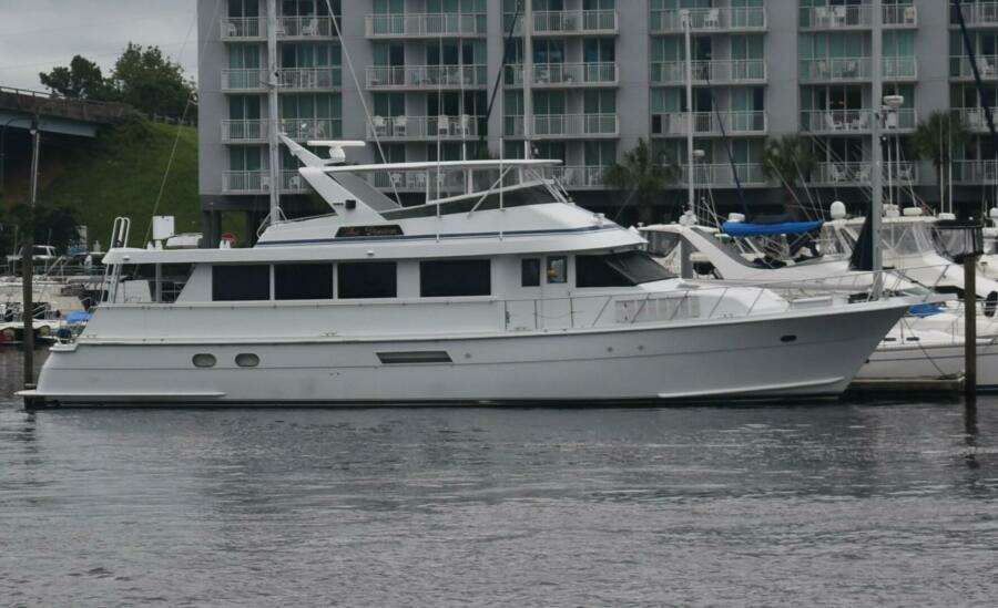 1998 Hatteras 
