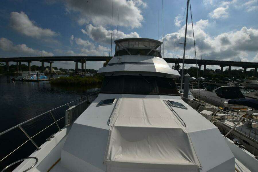 1998 Hatteras 