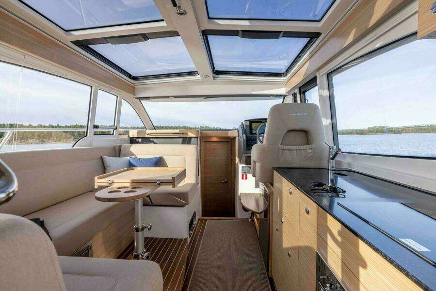 2025 Nimbus 365 Coupe