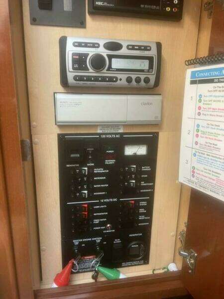 Main Panel & Clarion Sound System