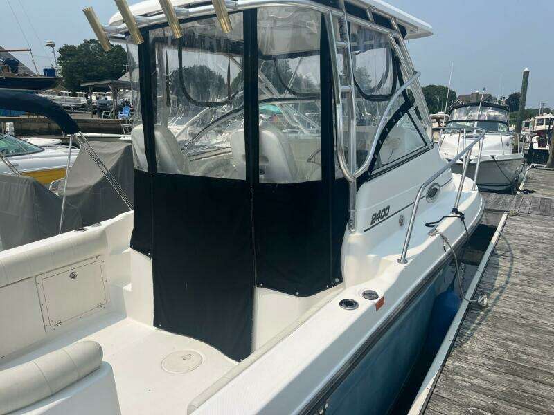 2008 Century 2400 WA