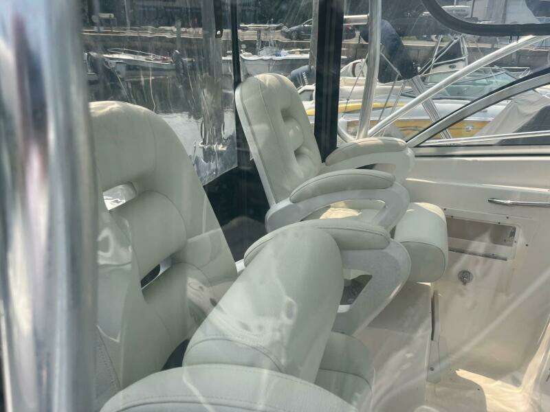 2008 Century 2400 WA