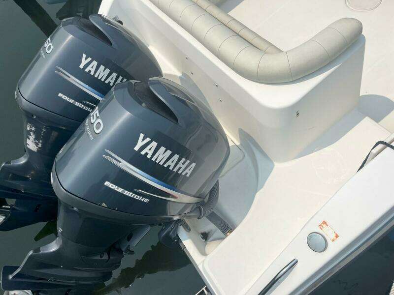 2008 Century 2400 WA