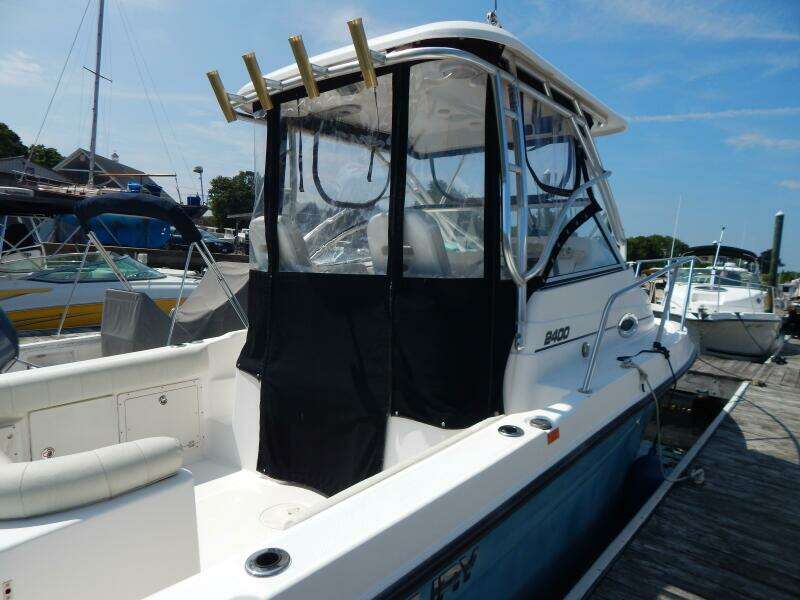 2008 Century 2400 WA