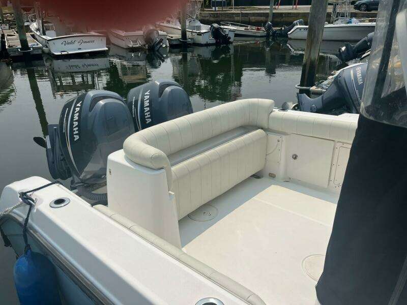 2008 Century 2400 WA